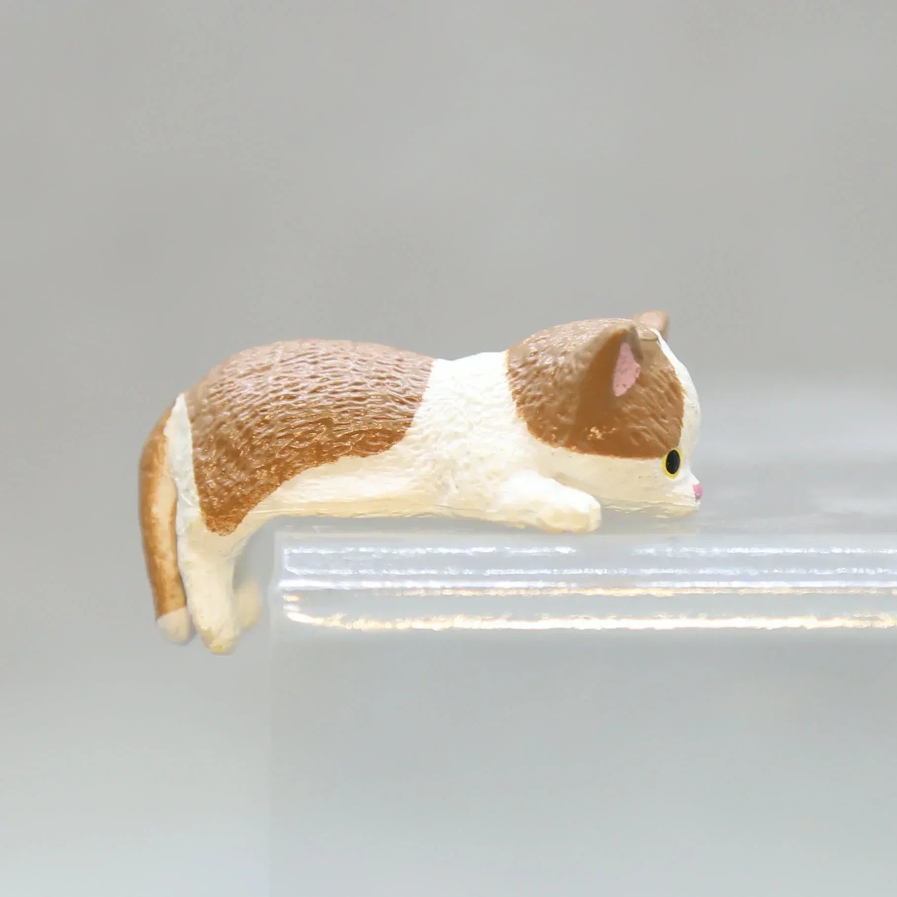Home DIY Decoration Cute Desktop Gifts Cartoon Simulation Edge Hang Cat Car Center Console Ornaments Decoration Car Accessories