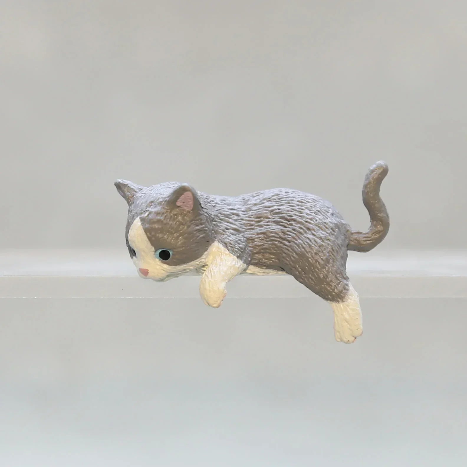 Home DIY Decoration Cute Desktop Gifts Cartoon Simulation Edge Hang Cat Car Center Console Ornaments Decoration Car Accessories